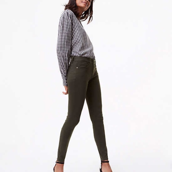 LOFT Pants - LOFT Bold Olive Leggings Sateen Marisa fit NWT
